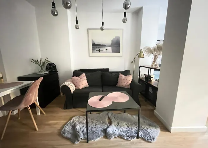 Apartment Garden Place